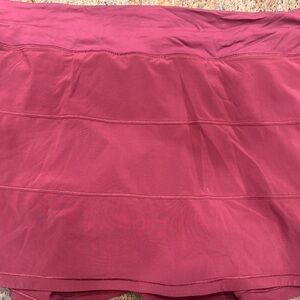 Lululemon tall size 18 tennis skort in retired mulled wine.